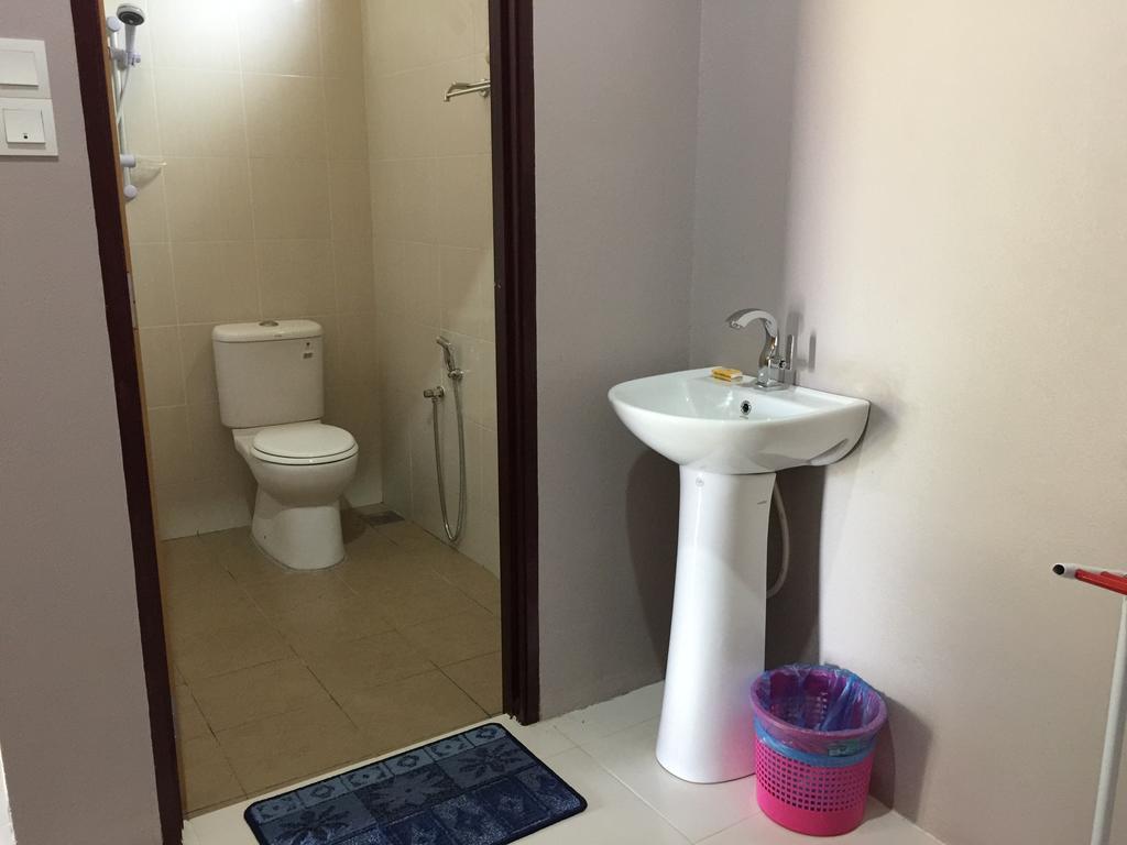 Harmony Guesthouse Sdn Bhd Padang Mat Sirat Exterior photo