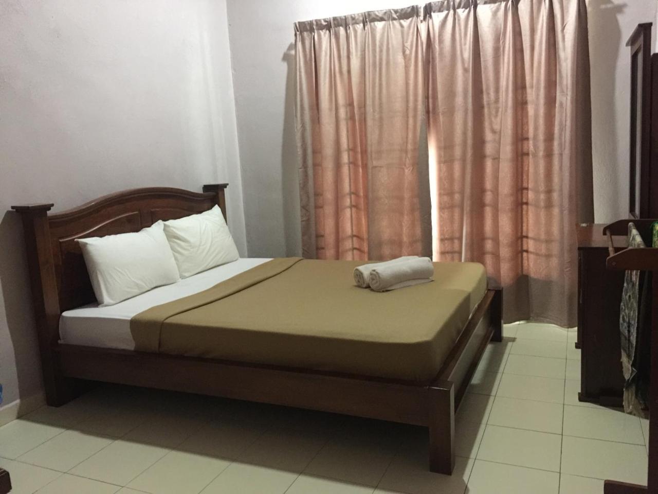 Harmony Guesthouse Sdn Bhd Padang Mat Sirat Exterior photo